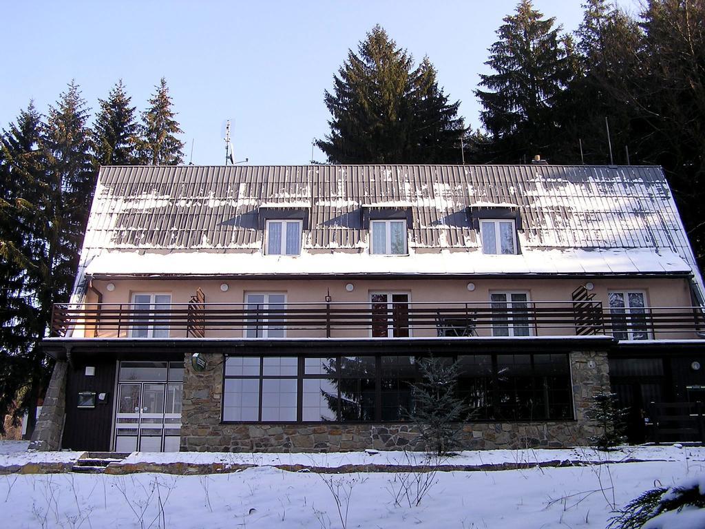 Penzion U Skritku Horni Becva Exterior photo