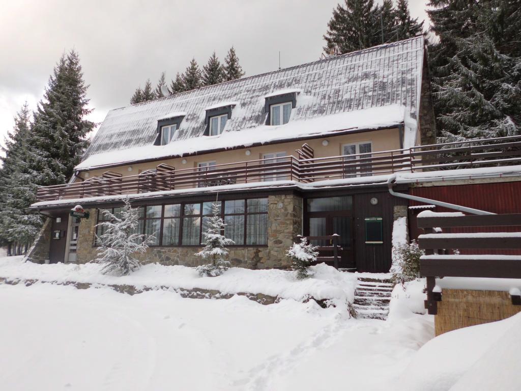 Penzion U Skritku Horni Becva Exterior photo